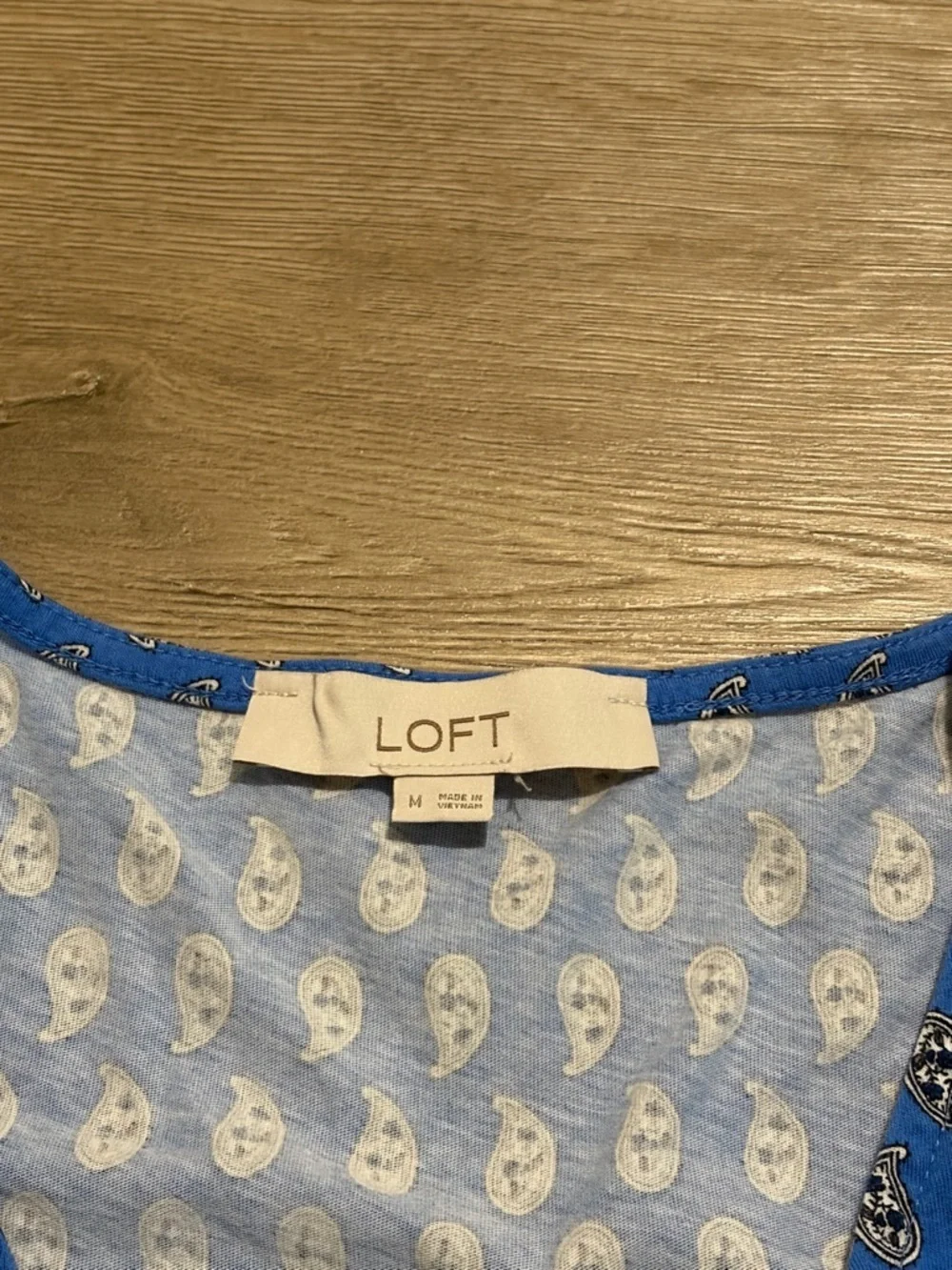 LOFT Blue Paisley Puff-Sleeve V-Neck Blouse